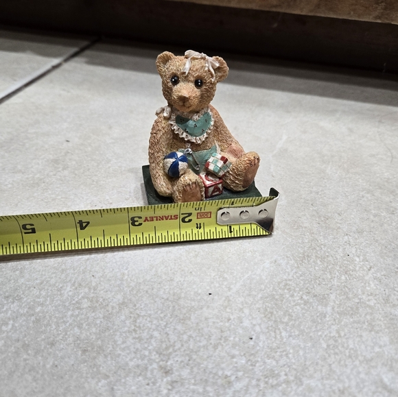 Madison Bear "love conquers all" vintage collectable knick knack - Picture 3 of 4